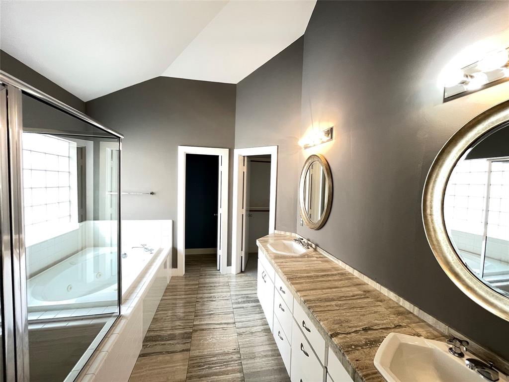 9822 Samantha Suzanne Court, Houston, Texas image 15
