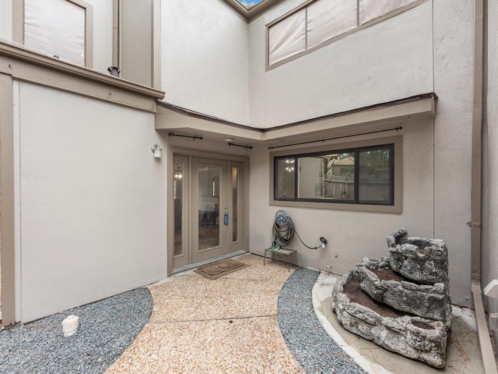 880 Tully Road 56