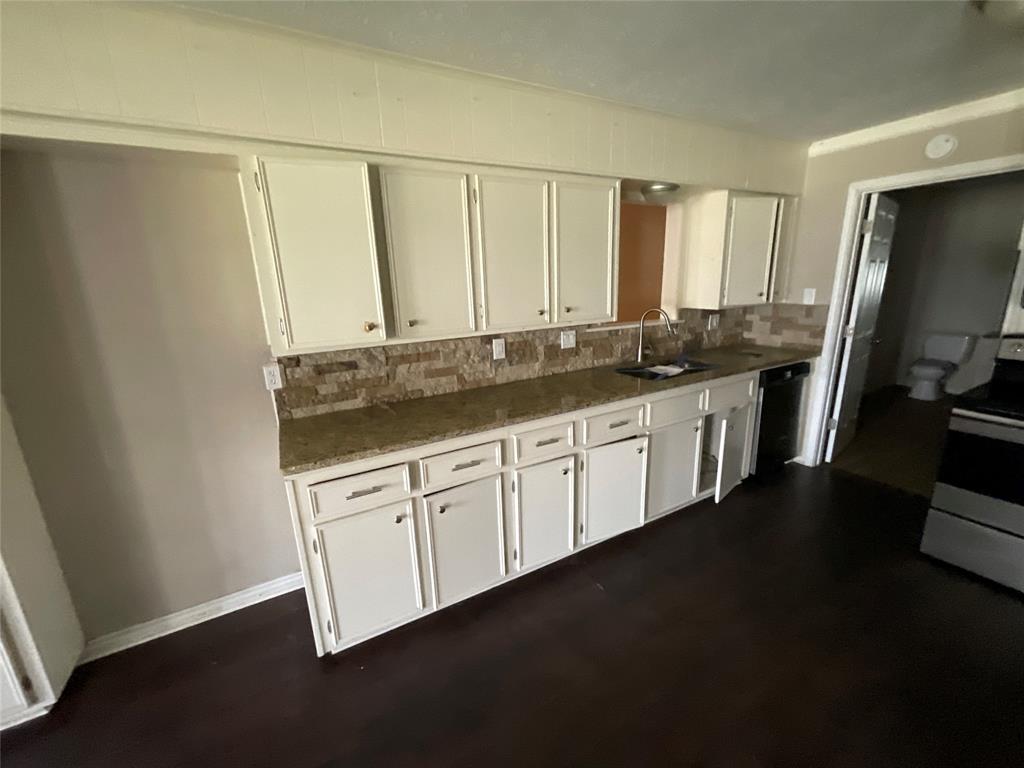 232 Gov Hogg Drive, Point Blank, Texas image 9