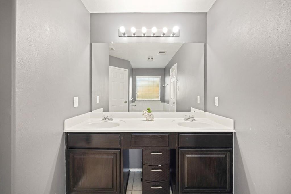 6818 Whitbourne Meadow Lane, Houston, Texas image 19