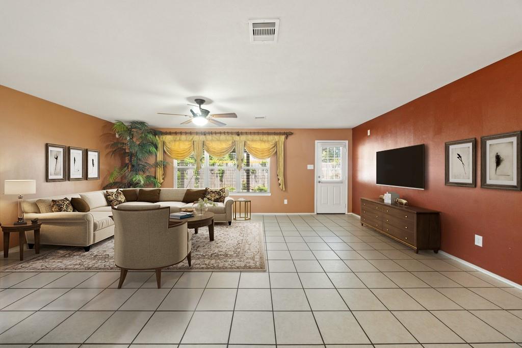 6818 Whitbourne Meadow Lane, Houston, Texas image 11