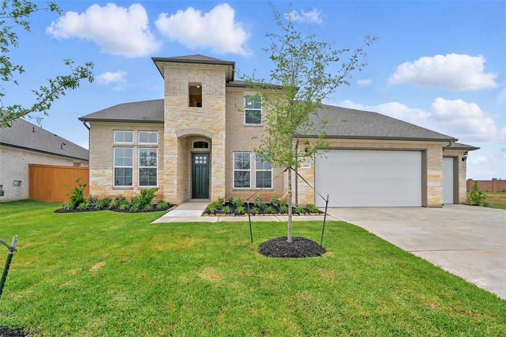 13614 Hartwell Bend Drive, Texas City, Texas image 1