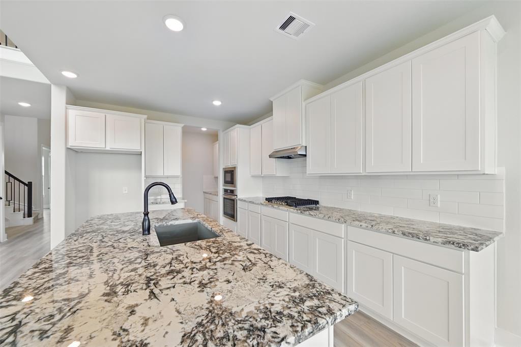 13614 Hartwell Bend Drive, Texas City, Texas image 11
