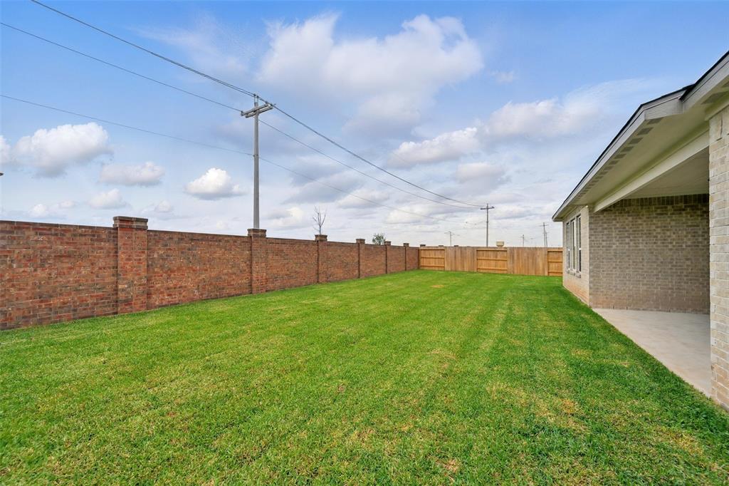 13614 Hartwell Bend Drive, Texas City, Texas image 42