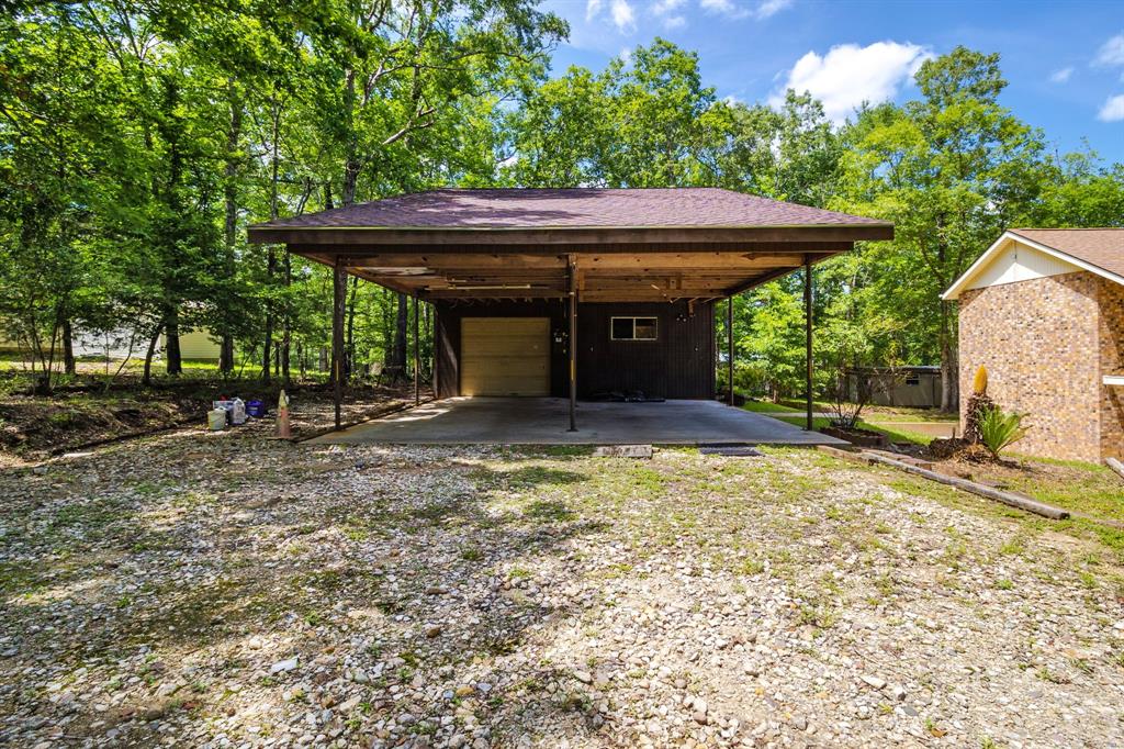 144 L K Walker, Livingston, Texas image 26