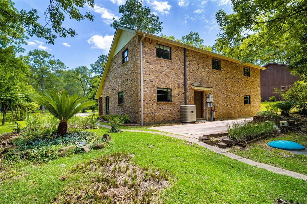 144 L K Walker, Livingston, Texas image 25