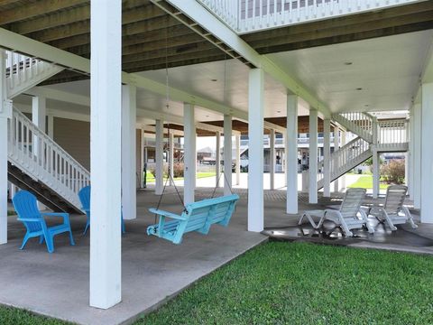 A home in Crystal Beach