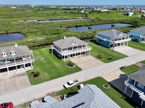 A home in Crystal Beach