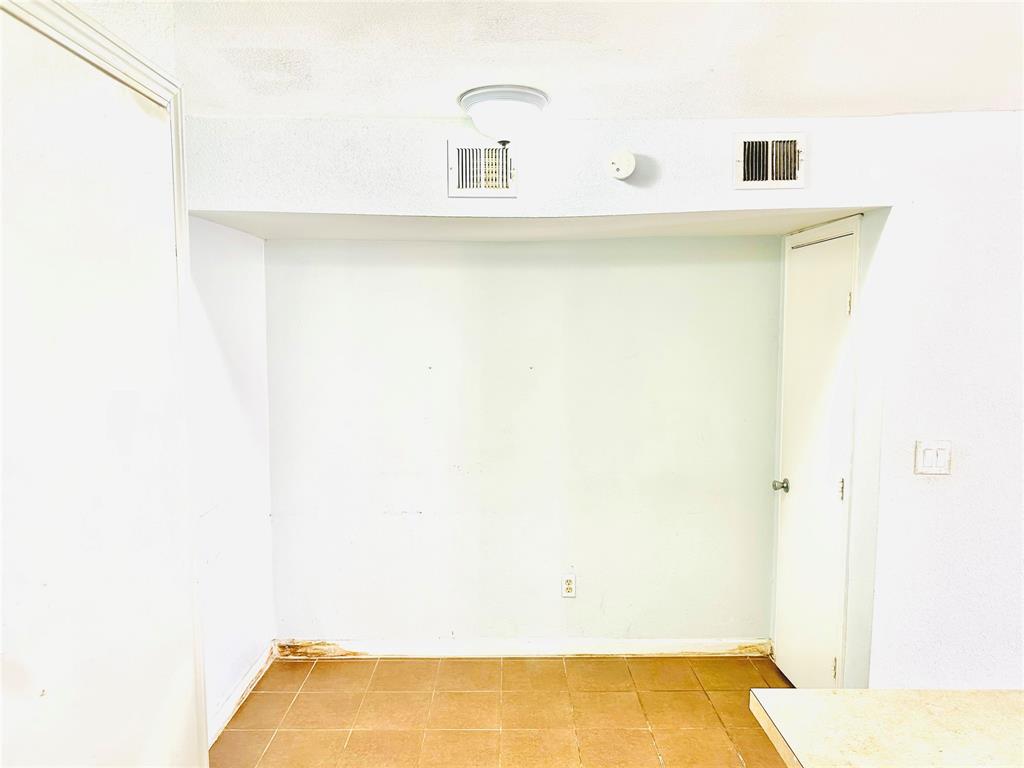 8901 S Braeswood Boulevard #208, Houston, Texas image 15