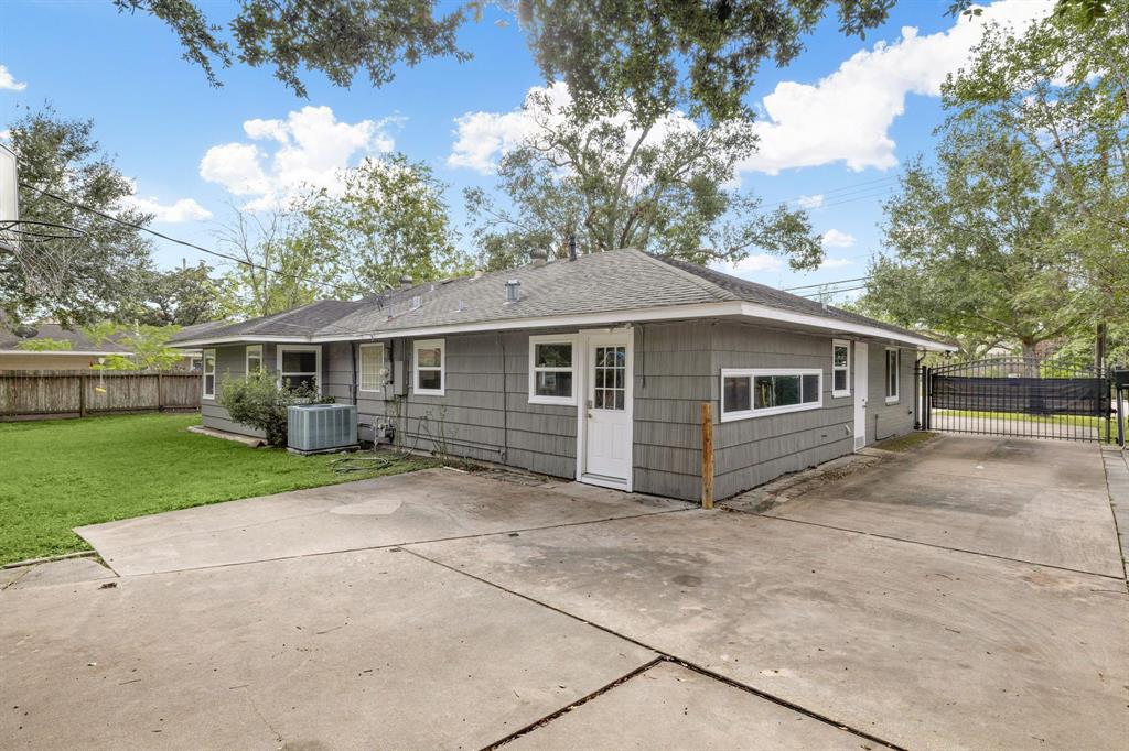 7805 S Rice Avenue, Bellaire, Texas image 41