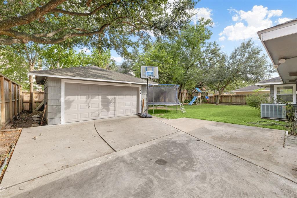 7805 S Rice Avenue, Bellaire, Texas image 38