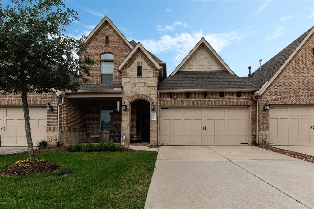 15327 Westland Gate Drive, Conroe, Texas image 1