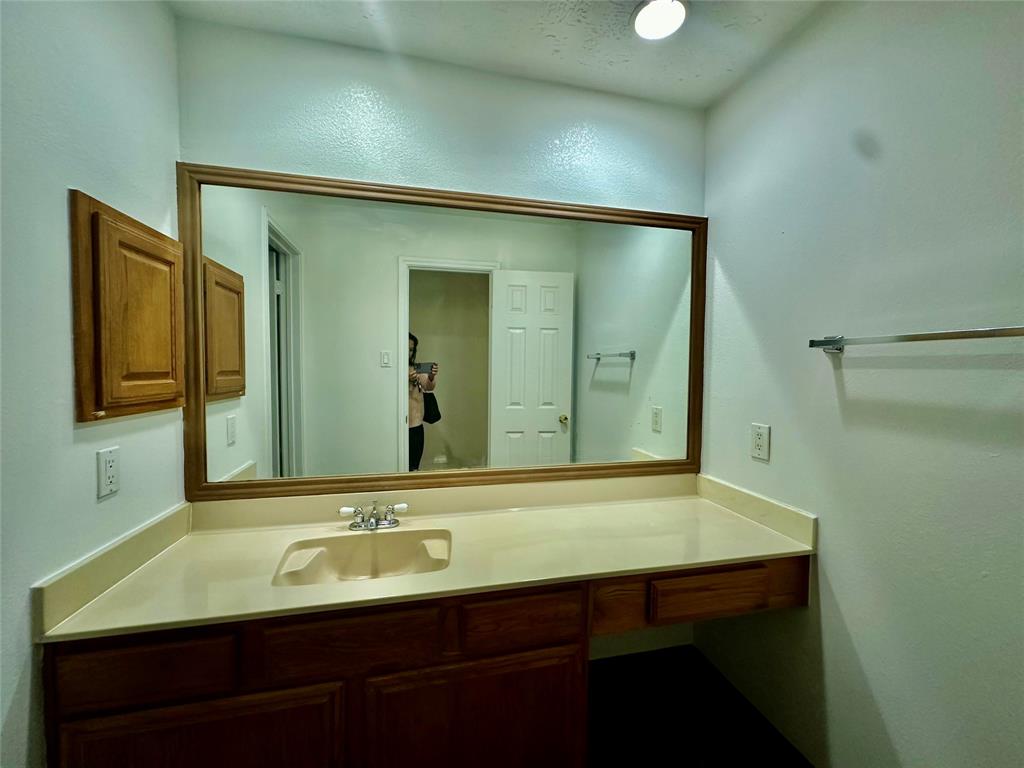 13322 Nantucket Drive, Sugar Land, Texas image 14