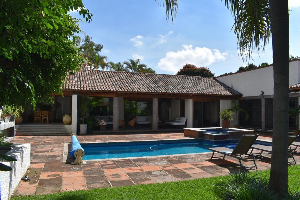 319 PRIVADA LENEROS