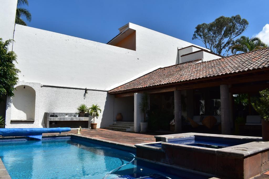 319 PRIVADA LENEROS