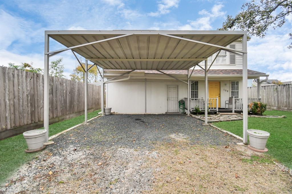 109 Amundsen Street, Houston, Texas image 32