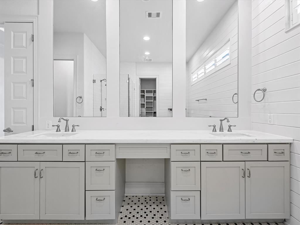 1110 W 12th Street, Houston, Texas image 19