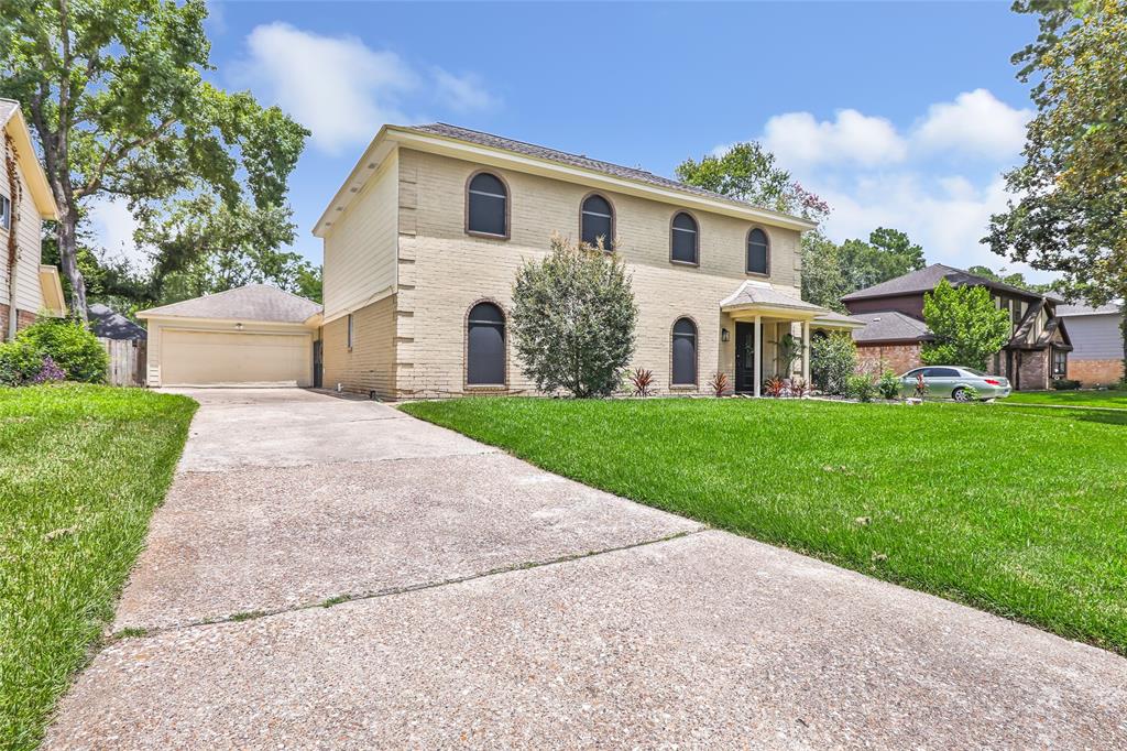 19702 Sweet Forest Lane