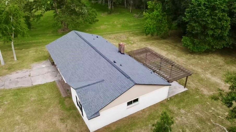 7003 Oak Bend Drive, Alvin, Texas image 4