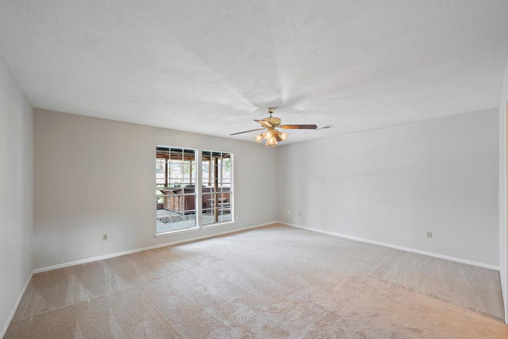 2403 Villa Creek Drive, Kingwood, Texas image 30