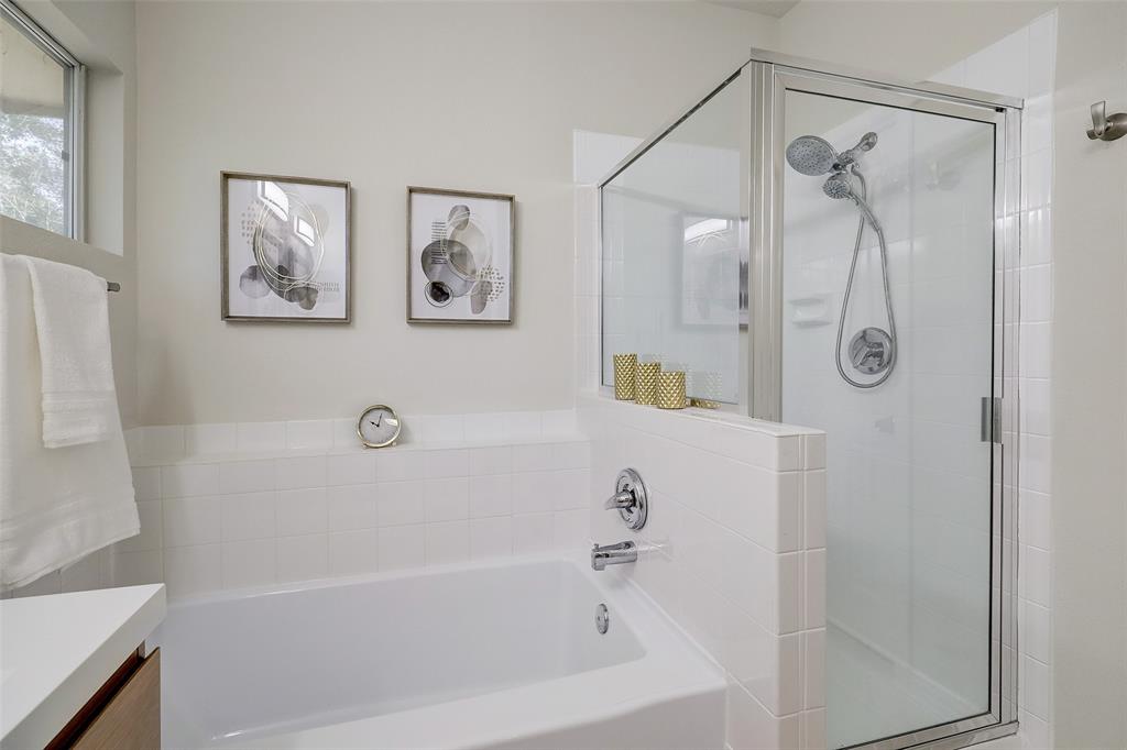 43 S Avonlea Circle, The Woodlands, Texas image 17