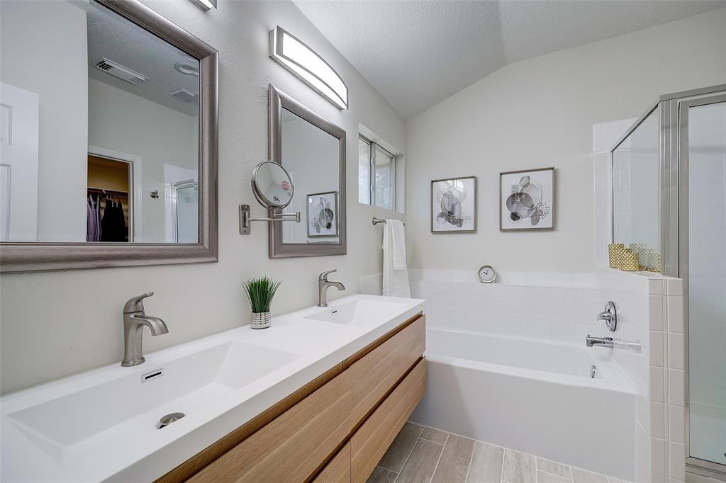 43 S Avonlea Circle, The Woodlands, Texas image 16