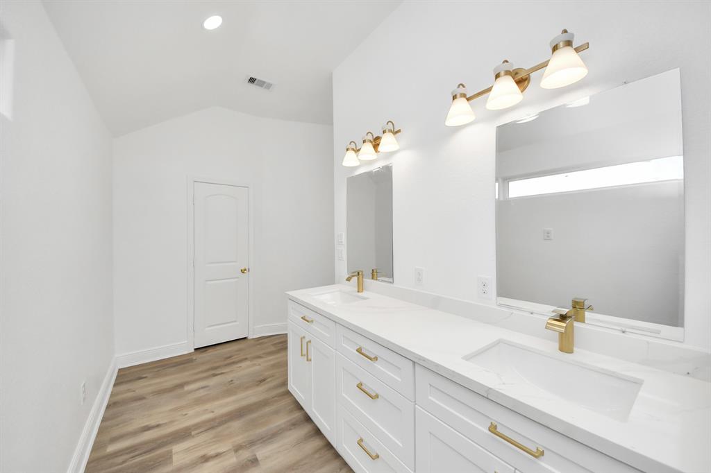 1313 Avenue G, South Houston, Texas image 30