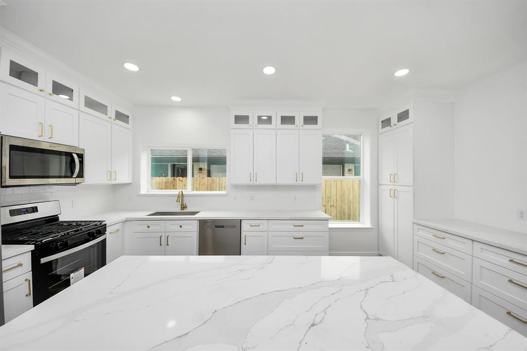 1313 Avenue G, South Houston, Texas image 14