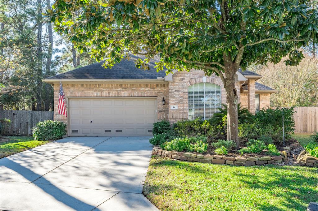 14 Devon Mill Place, The Woodlands, Texas image 1