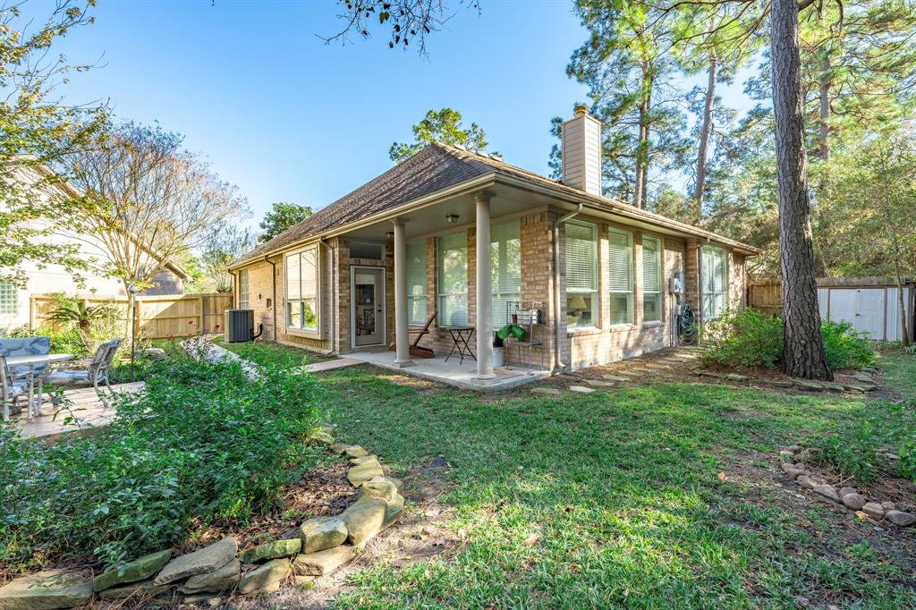 14 Devon Mill Place, The Woodlands, Texas image 38