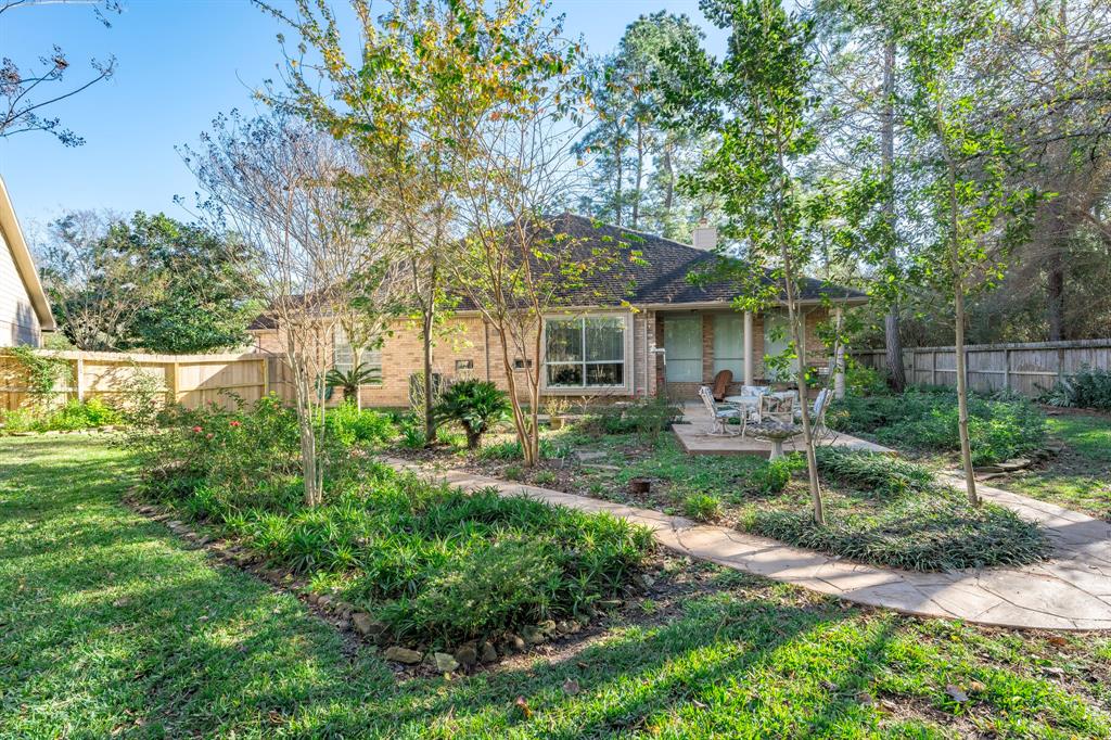 14 Devon Mill Place, The Woodlands, Texas image 42
