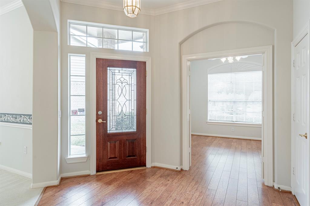 14 Devon Mill Place, The Woodlands, Texas image 3