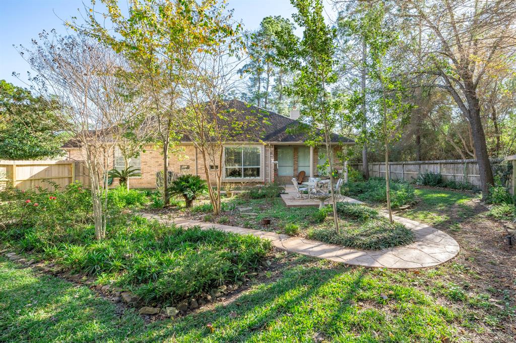 14 Devon Mill Place, The Woodlands, Texas image 37
