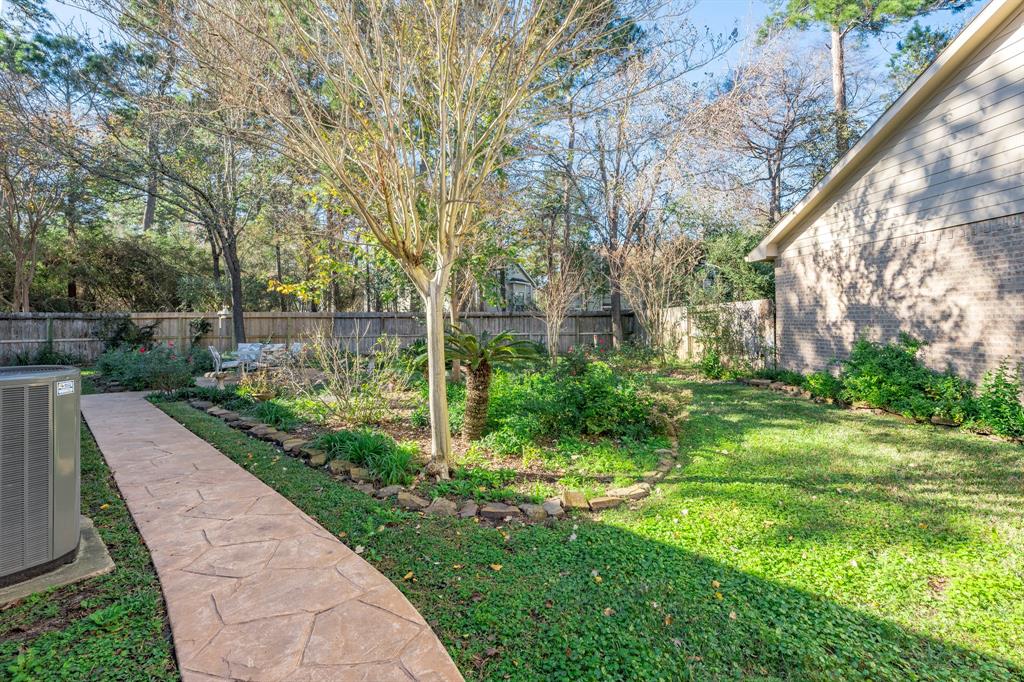 14 Devon Mill Place, The Woodlands, Texas image 35
