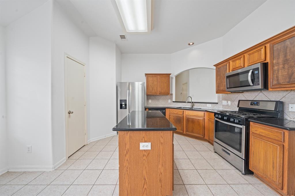 10015 Tulip Trails Court, Houston, Texas image 13