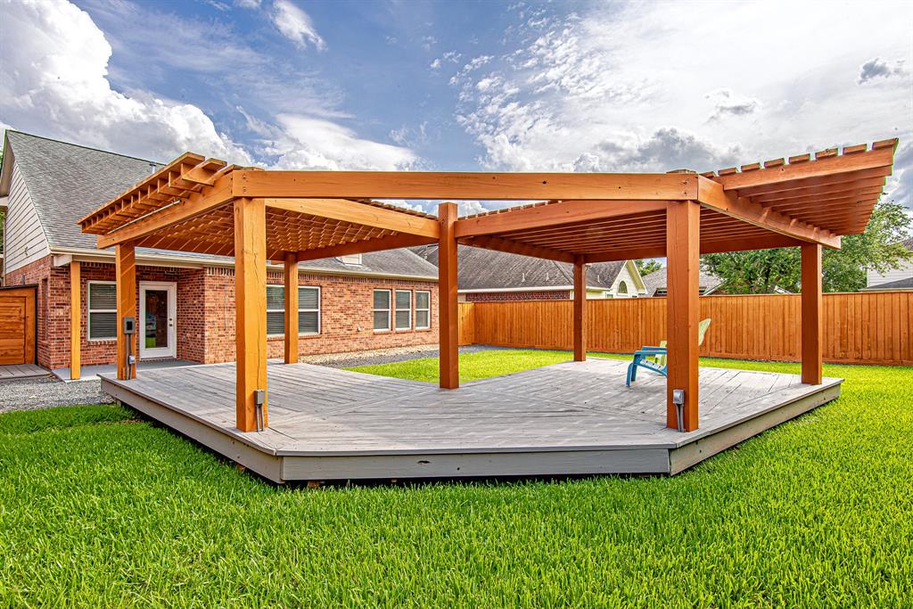 7507 Trail Hollow