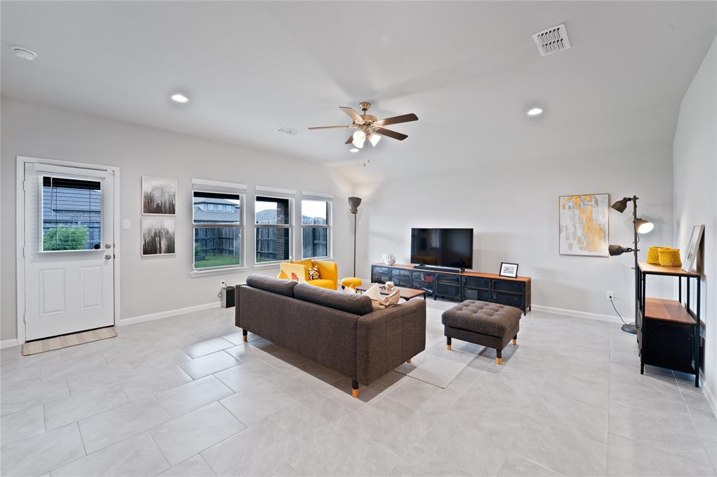 1318 Bellingham Park Drive, Missouri City, Texas image 12