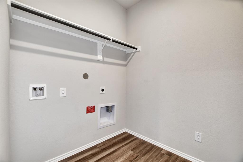 9244 Inland Leather Lane, Conroe, Texas image 35