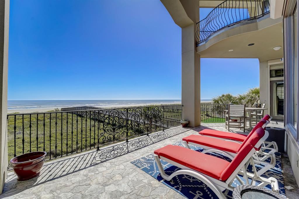19615 Shores Drive