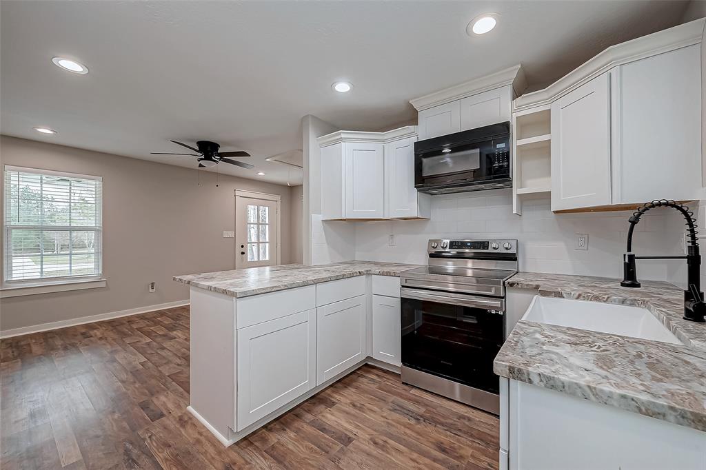 24 Hidden Springs Ranch Drive, Willis, Texas image 36