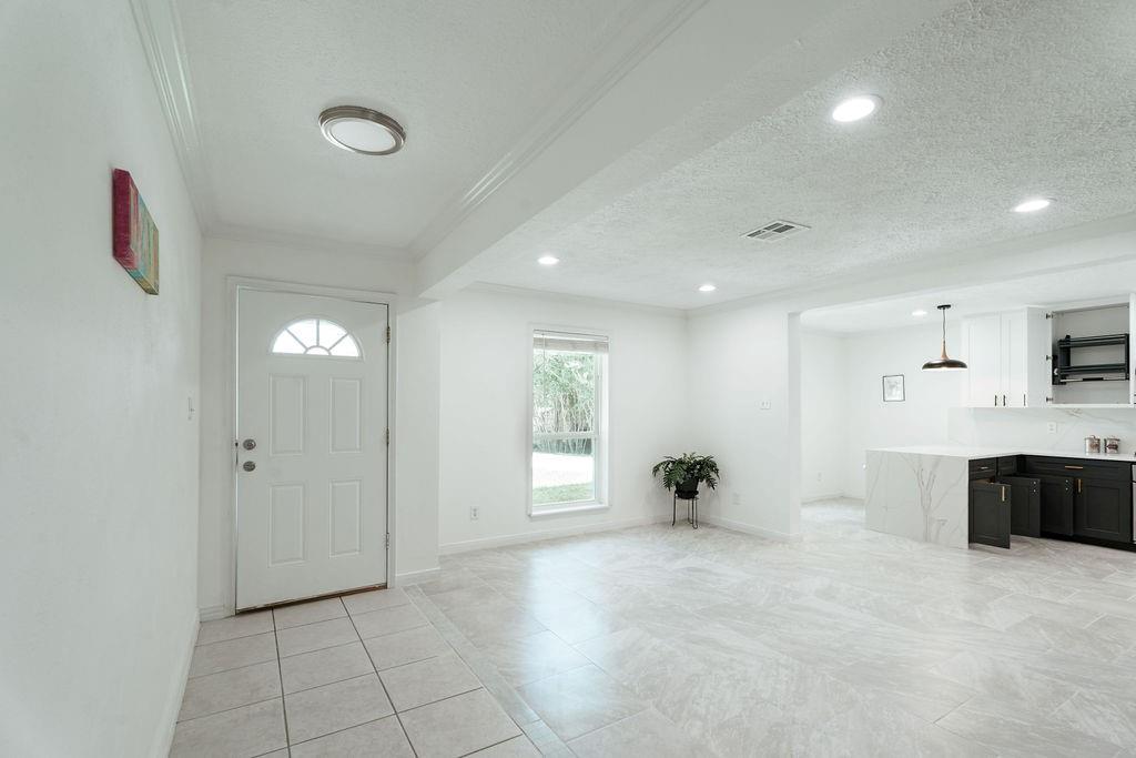 28926 Twisted Oak Drive