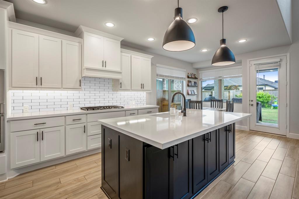 7314 Autumn Sage Drive, Katy, Texas image 8