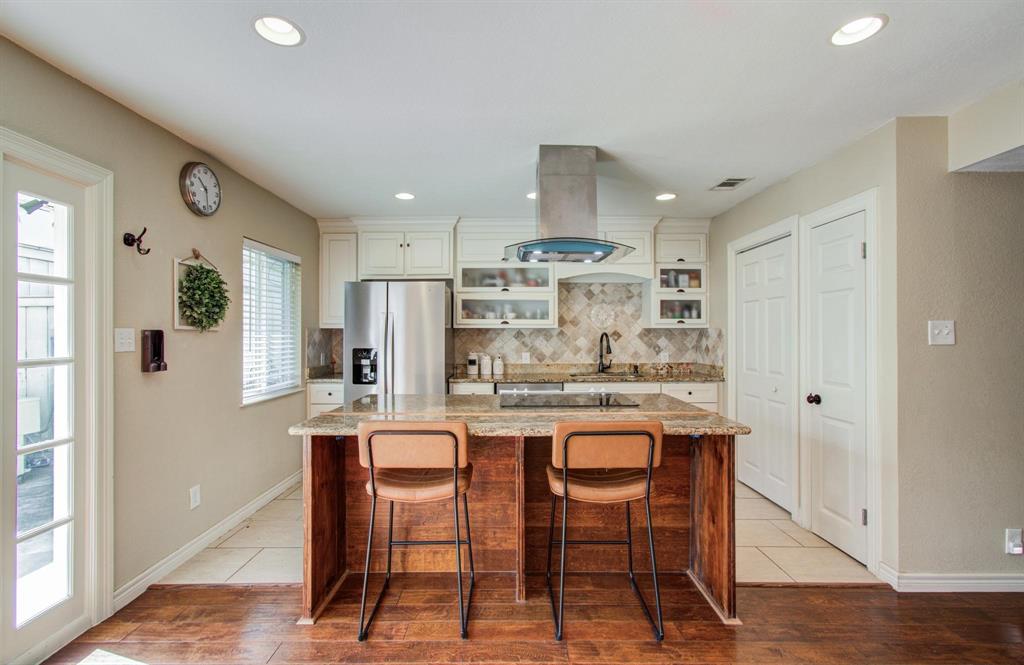 12646 Huntingwick Drive #127, Houston, Texas image 9