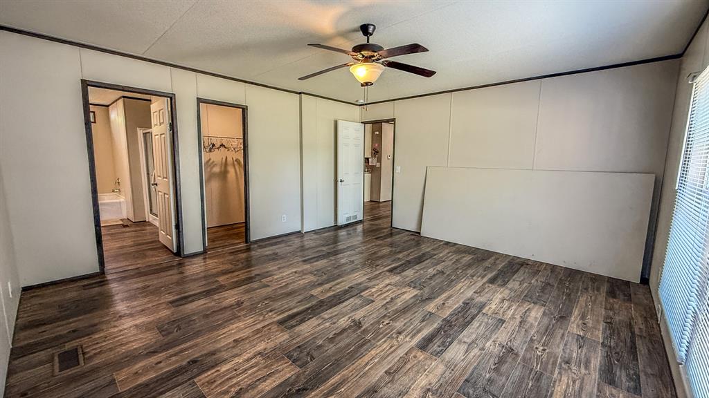 271 St Thomas Drive, Point Blank, Texas image 18