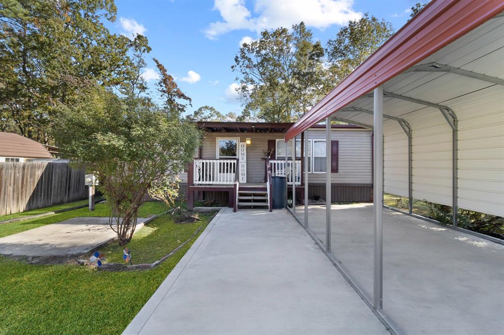 271 St Thomas Drive, Point Blank, Texas image 3