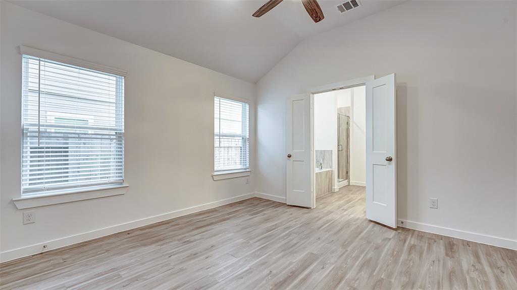 5858 Aurora Lane