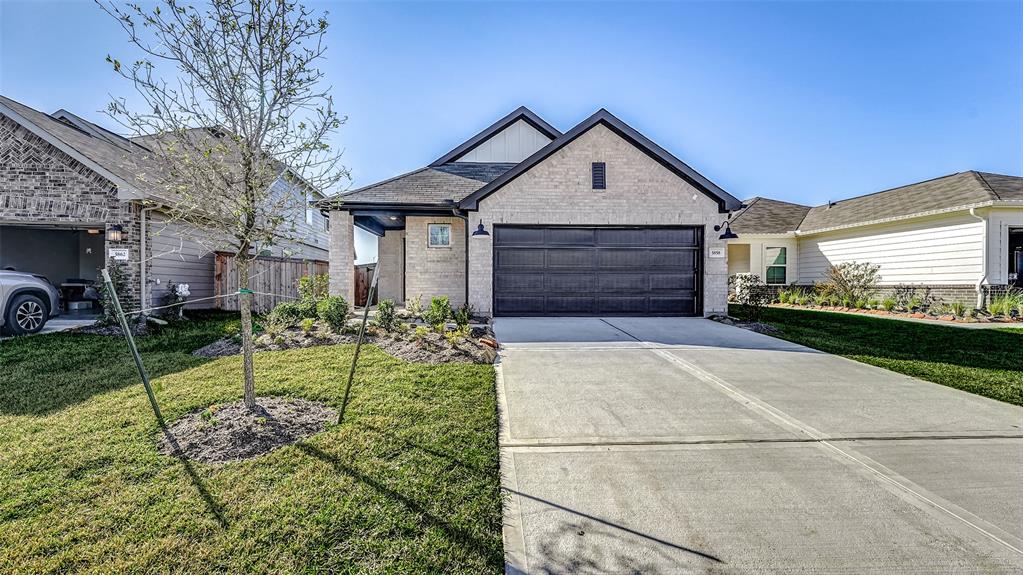 5858 Aurora Lane