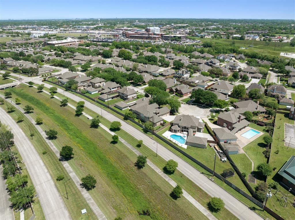 4011 Waterwood Drive, Baytown, Texas image 48