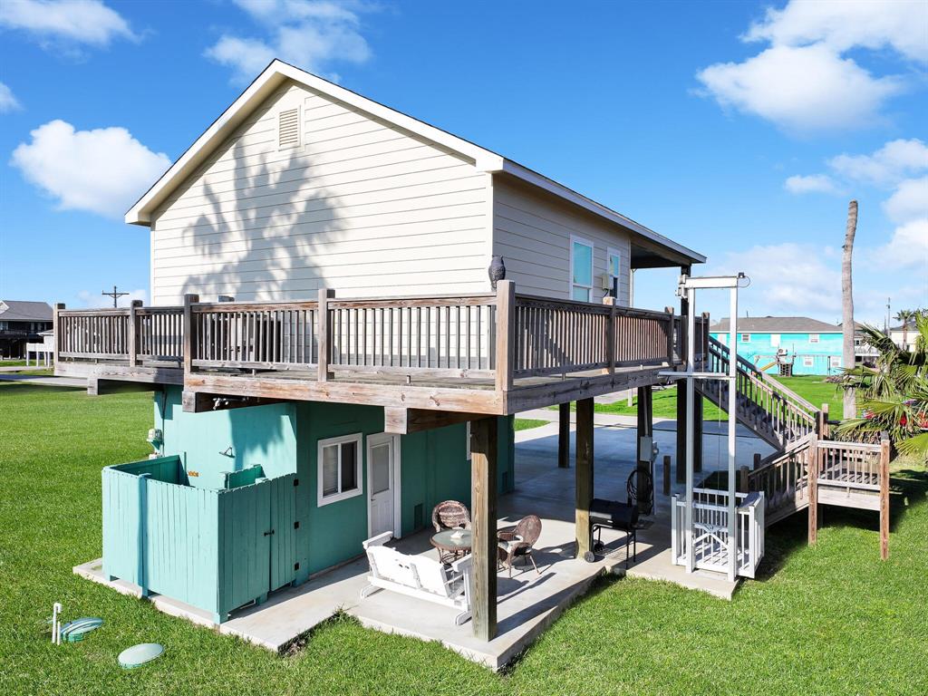 959 Surfview, Crystal Beach, Texas image 6
