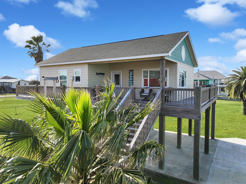 959 Surfview, Crystal Beach, Texas image 5
